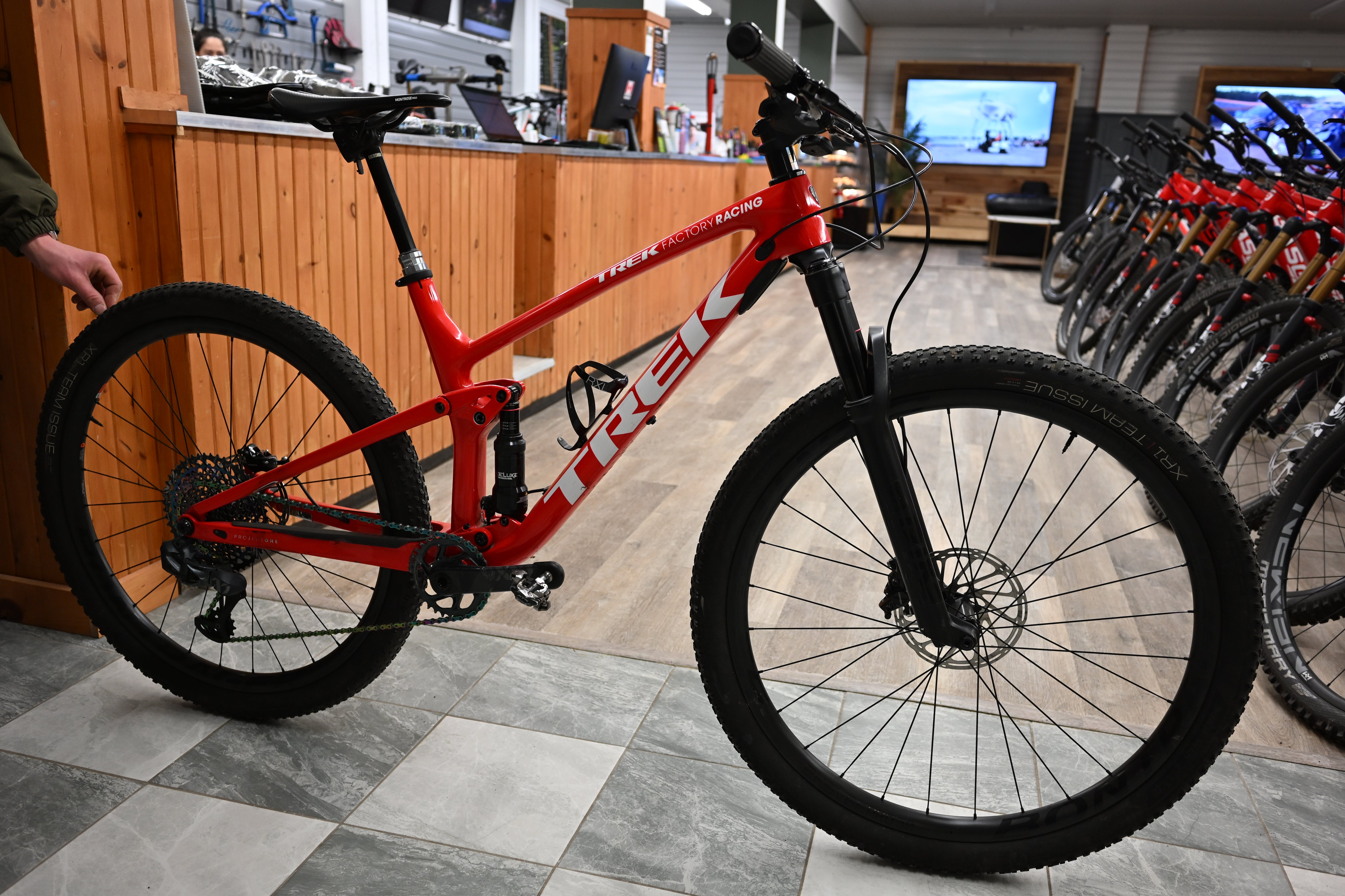 2020 Trek Top Fuel Factory Racing Bike Size Medium